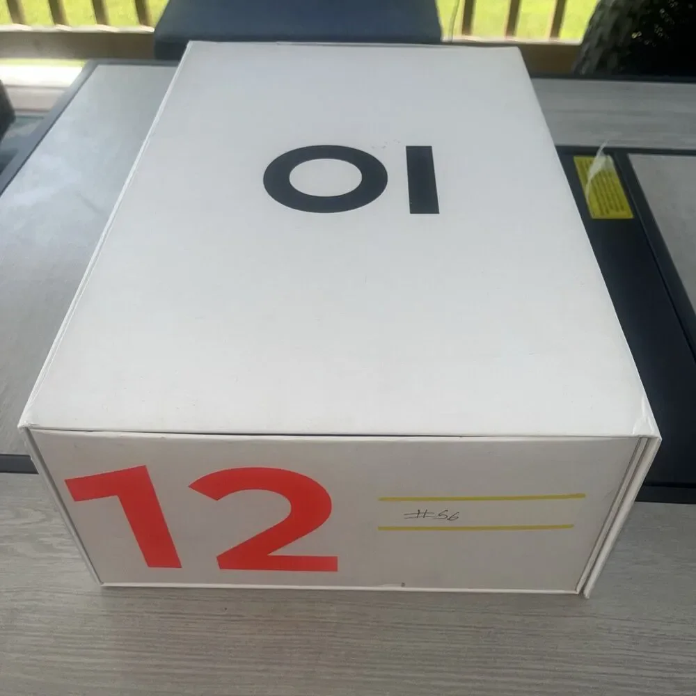 No One Brand Act  Size 12
